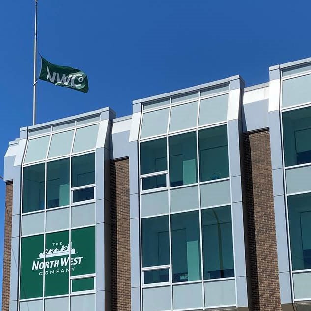 Kamloops 215 - NWC Flag Half Mast.jpg (187 KB)